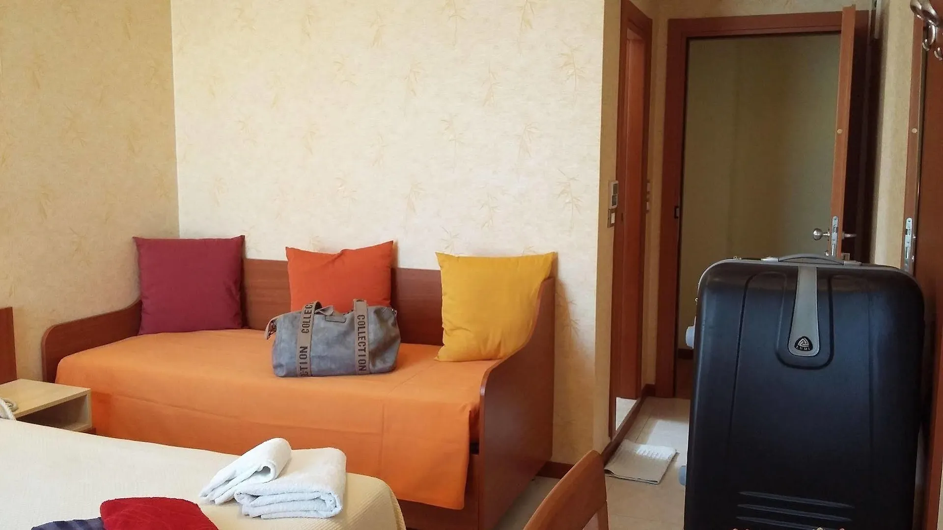 Hotel Condor Milano Marittima 3*,